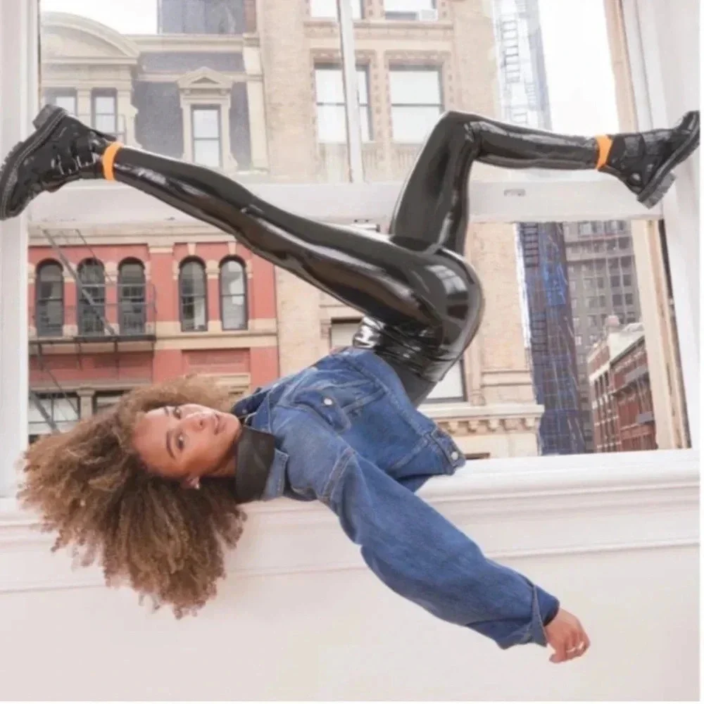 Spanx Faux Patent Leather Leggings in Black Size Small Tall